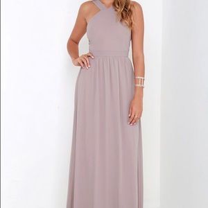 Lulu’s Air of Romance Maxi Dress